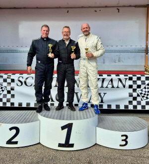 20250831_094148056_iOS_300