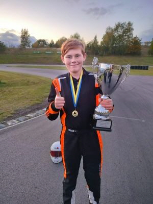 31fd015a-8fbf-4b88-88b4-f8342c7aed84_300